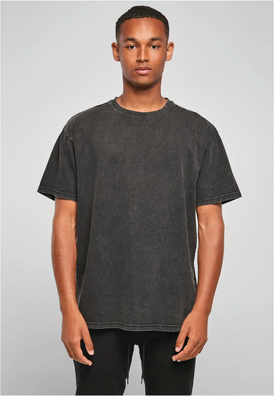 T-shirt délavé épais BY189 — photo de présentation