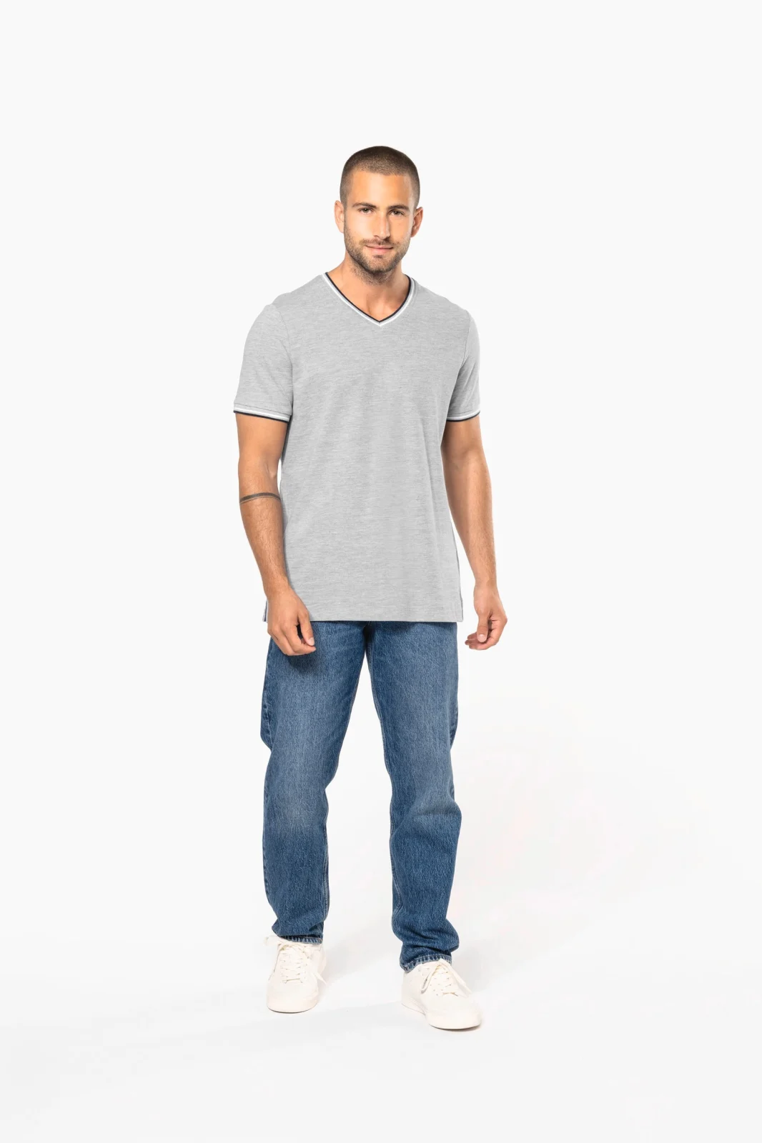 T-shirt maille piquée col V homme K374 — photo de présentation