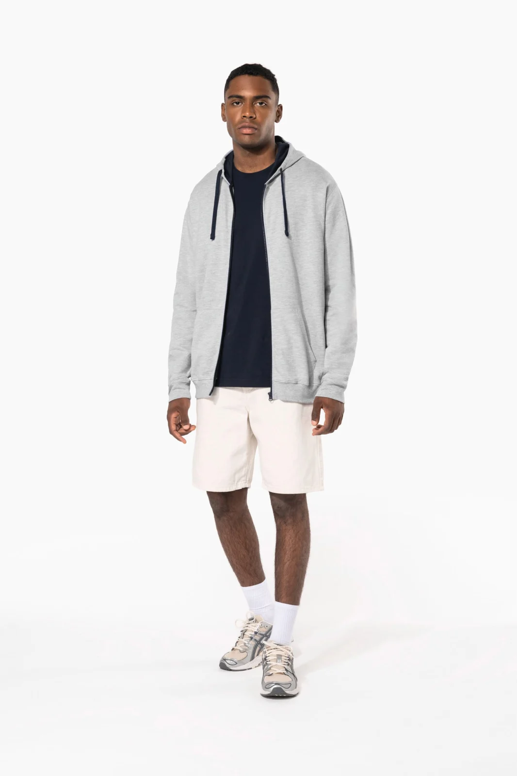 Sweat-shirt zippé capuche contrastée K466 — photo de présentation