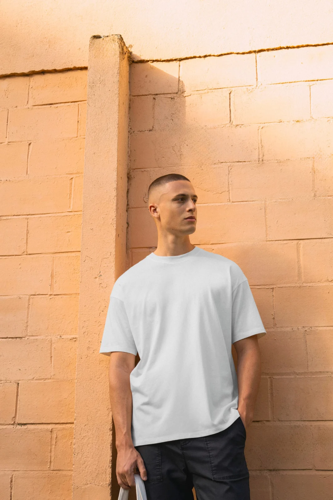 T-shirt écoresponsable oversize homme NS352 — photo de présentation