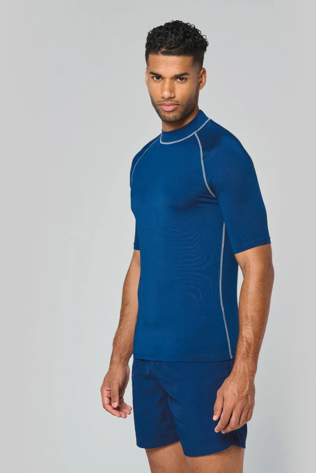 T-shirt technique à manches courtes avec protection anti-UV unisexe PA4007 — photo de présentation