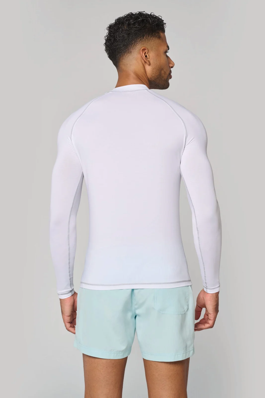 T-shirt technique à manches longues avec protection anti-UV unisexe PA4017 — photo de présentation