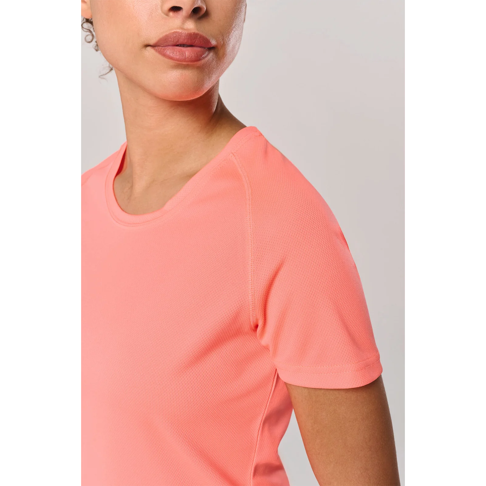 T-shirt de sport manches courtes femme PA439 — photo de présentation