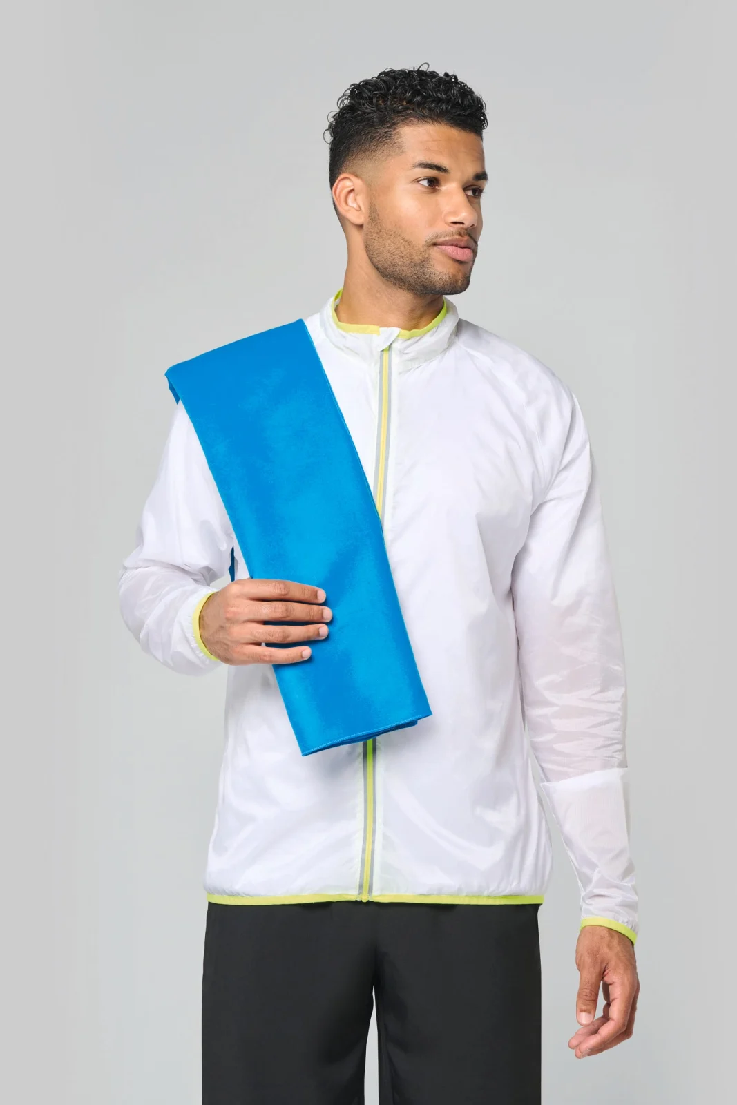 Serviette de sport microfibre - 70 x 120 cm PA575 — photo de présentation
