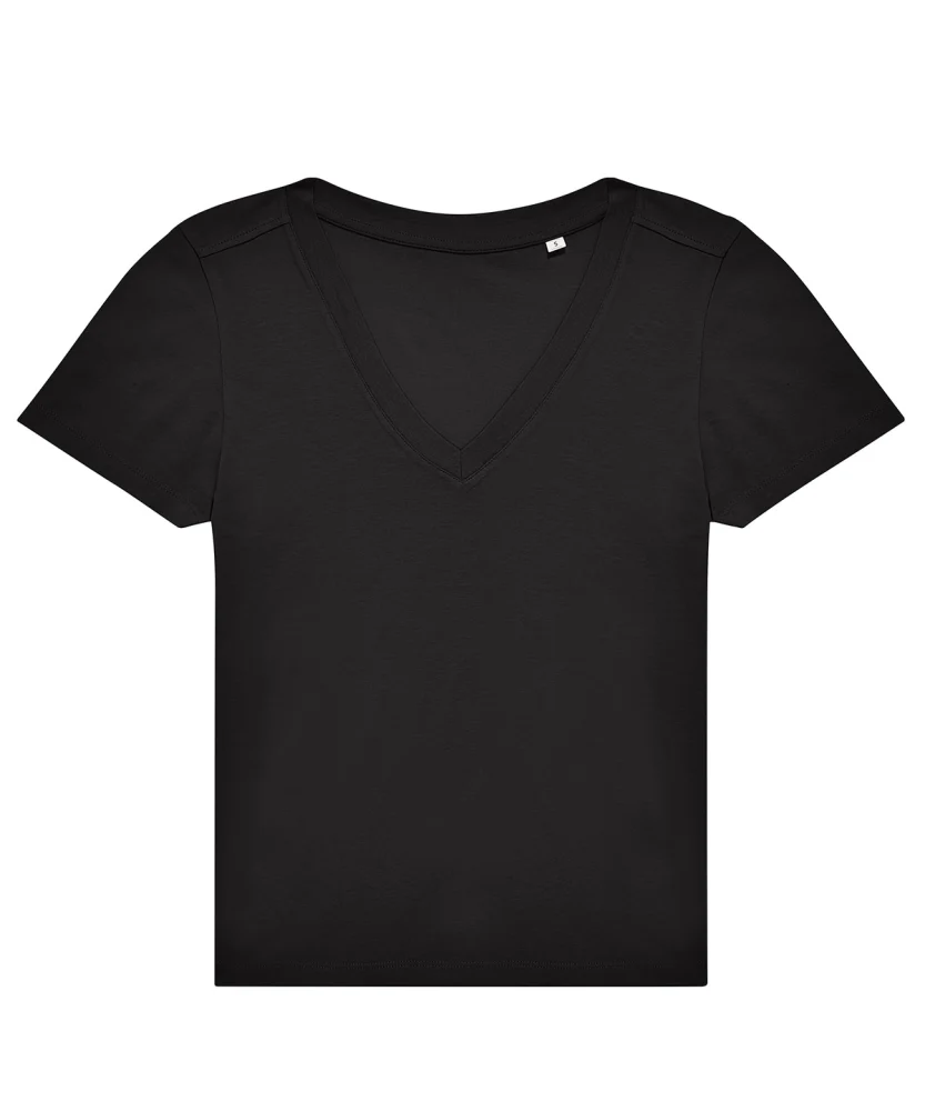 B213F — Black