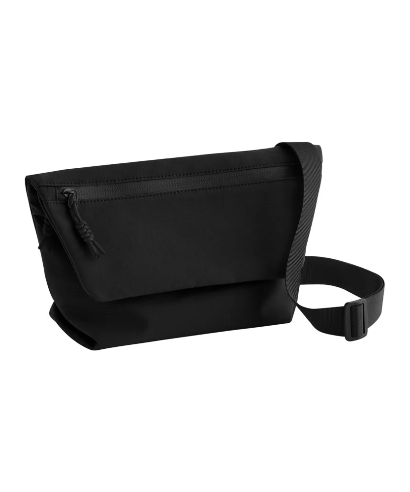 BG823 — Black