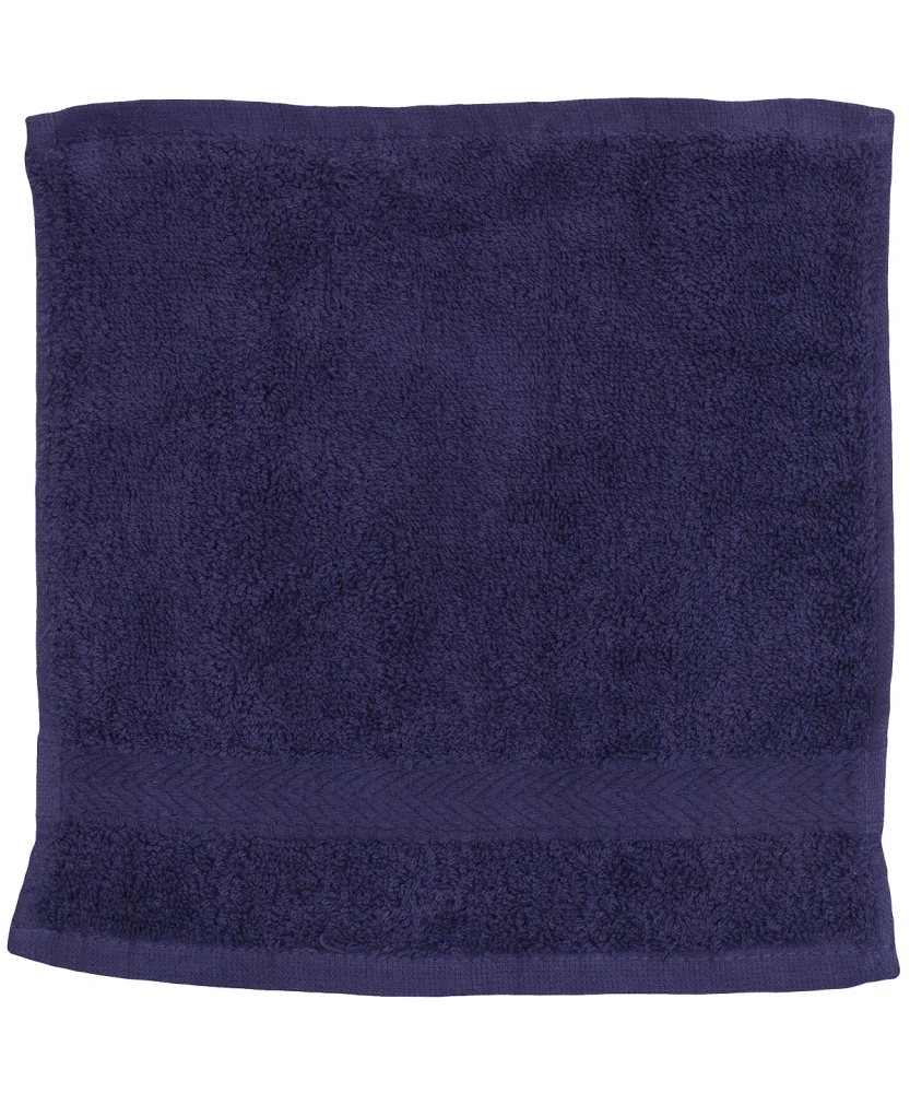TC001 — Navy