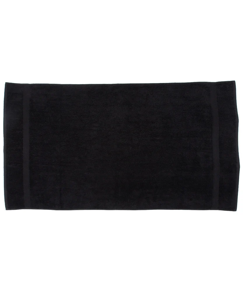 TC004 — Black