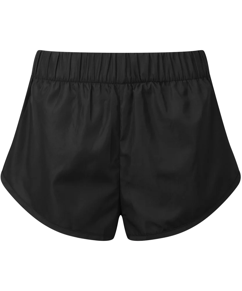 TR049 — Black